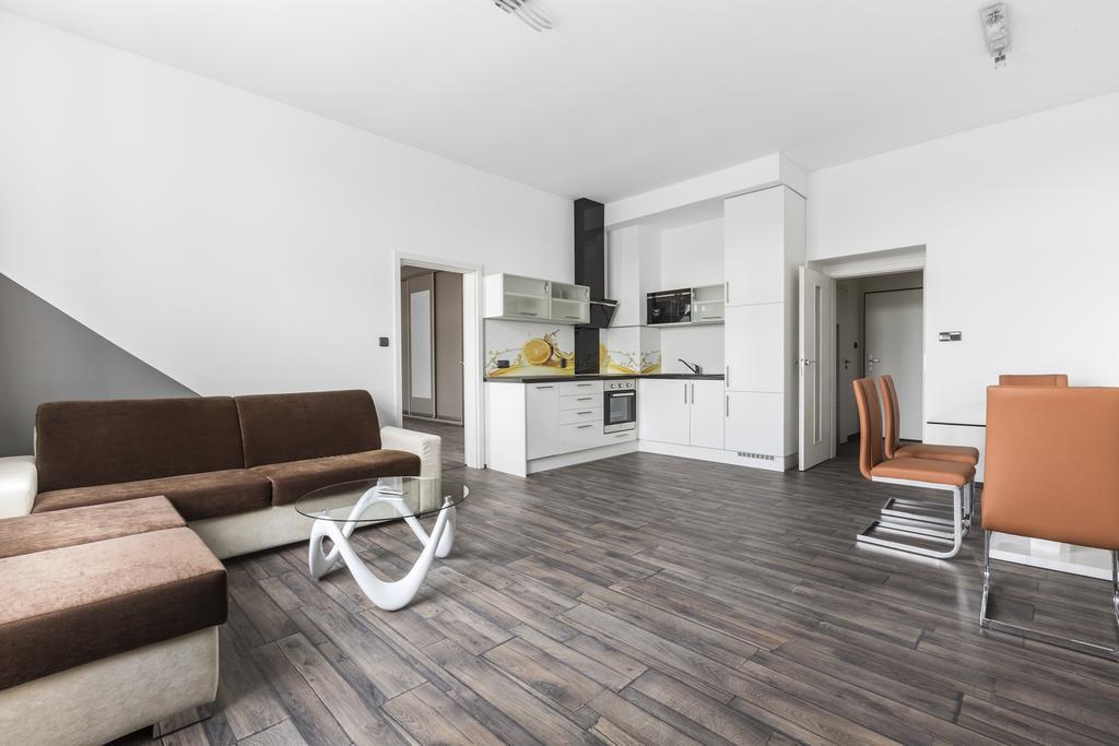 Apartsee Halkova Plzen Luaran gambar