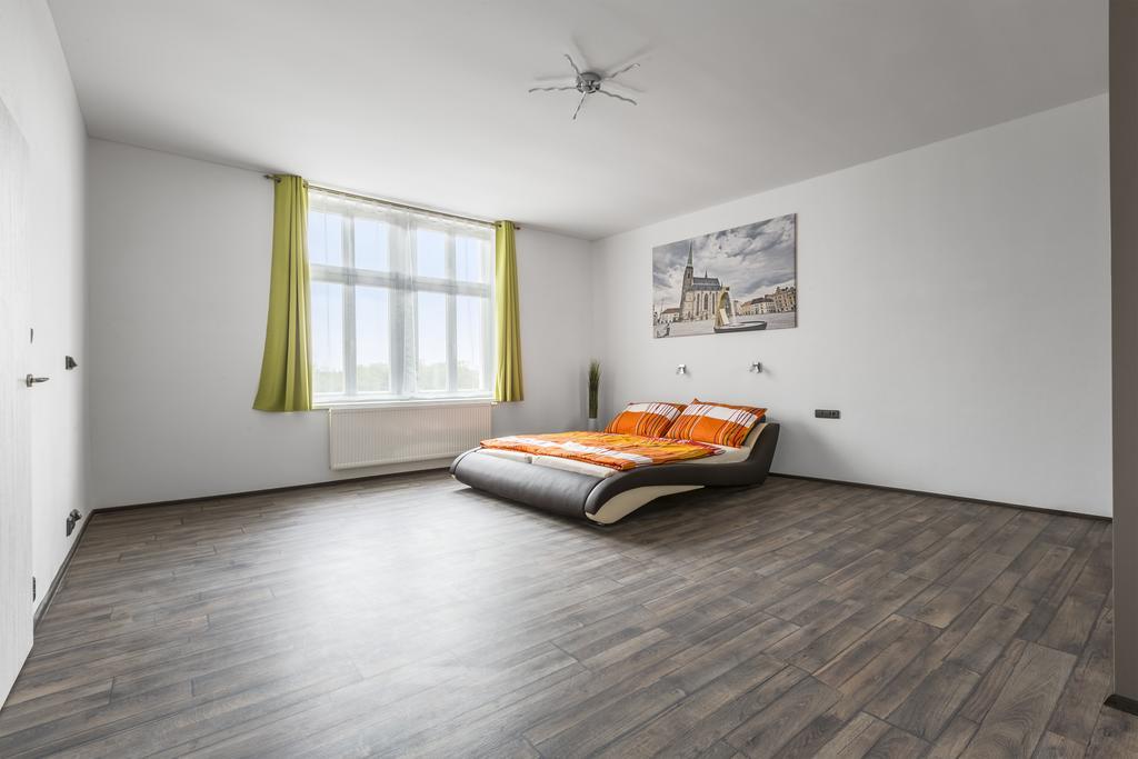 Apartsee Halkova Plzen Luaran gambar