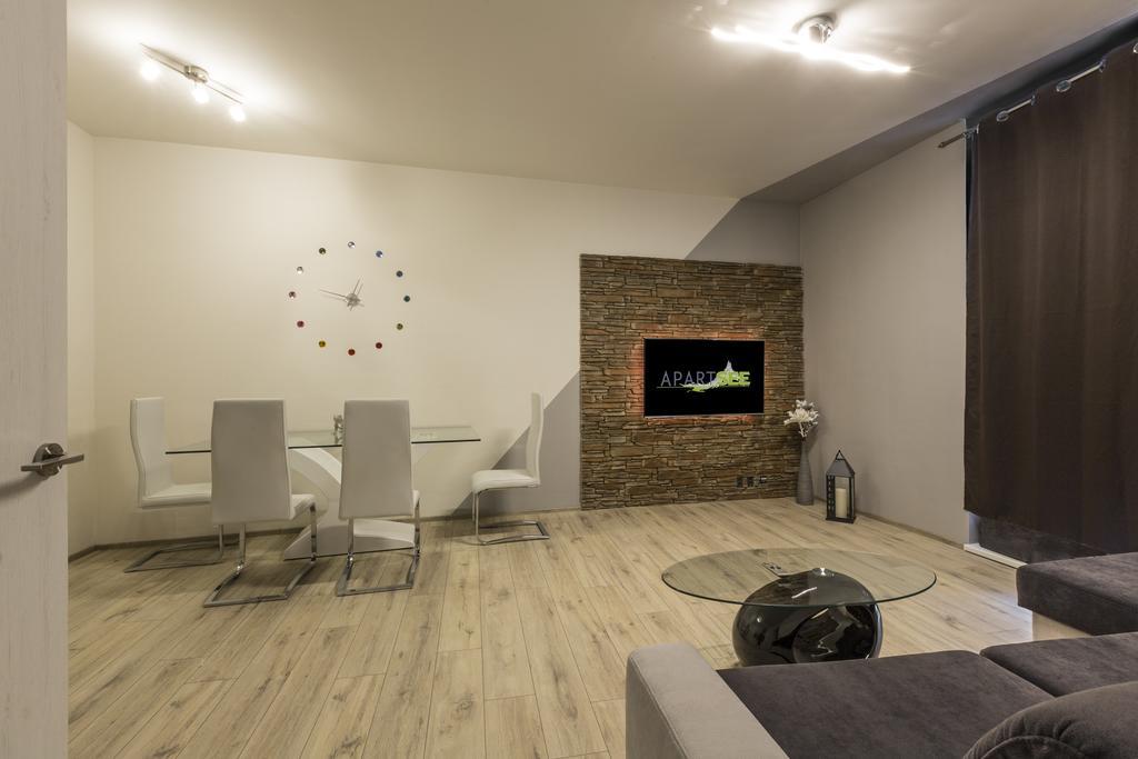 Apartsee Halkova Plzen Luaran gambar